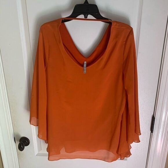 Spense burnt orange v-neck blouse with back details size M - Picture 1 of 4